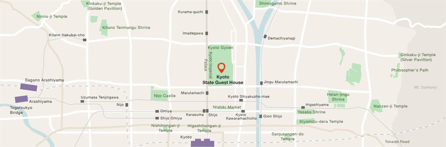 A map depicting the location of the Kyoto State Guest House within Kyoto City. The Kyoto State Guest House is located within Kyoto Gyoen National Park, and other various sightseeing locations are displayed.