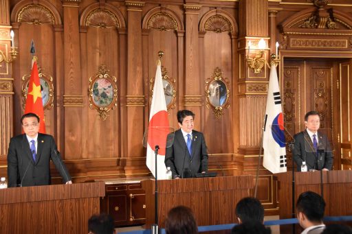 The Press Conference by the leaders of Japan, the People’s Republic of China and the Republic of Korea  in Kacho no Ma after Summit Meeting