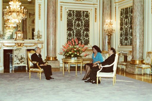 President Portillo and Mrs. Portillo speak with Emperor Showa during the farewell session in Asahi no Ma