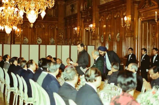 Prime Minister Gandhi delivers a speech during a breakfast meeting in Kacho no Ma