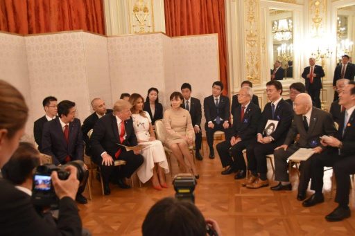 Prime Minister and Mrs. Shinzo Abe, President and First Lady of the United States of America are Meeting with families of DPRK abductees in Sairan no Ma.