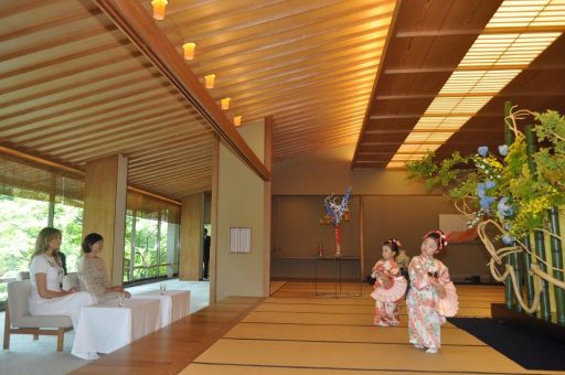 First Lady of the United States of America watches traditional Japanese dancing during the Japanese cultural event with Mrs. Abe in the Main Room of the Japanese-Style Annex.