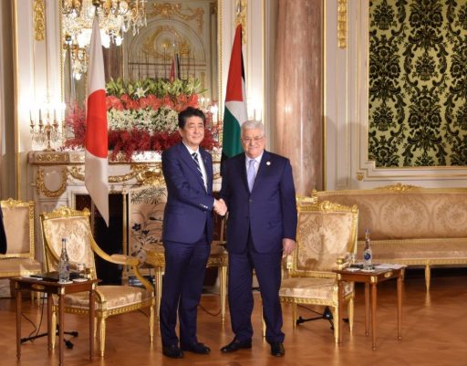 Prime Minister Abe meets with H.E. Dr. Mahmoud ABBAS, President of Palestine.