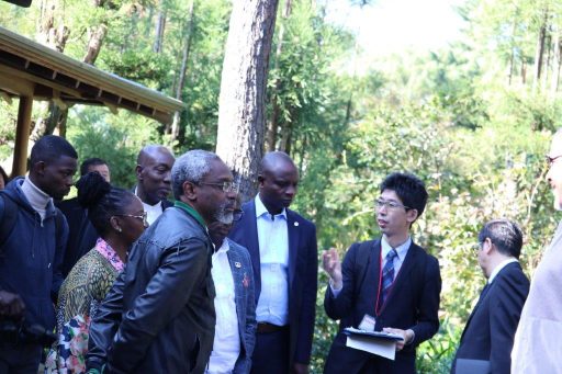 Speaker strolled around the garden