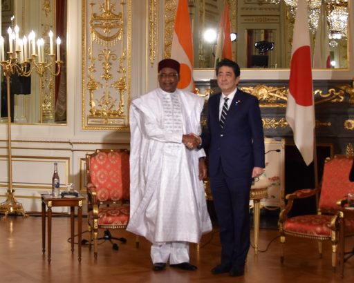 Prime Minister Abe meets with H.E. Mr. ISSOUFOU MAHAMADOU, President of Niger.