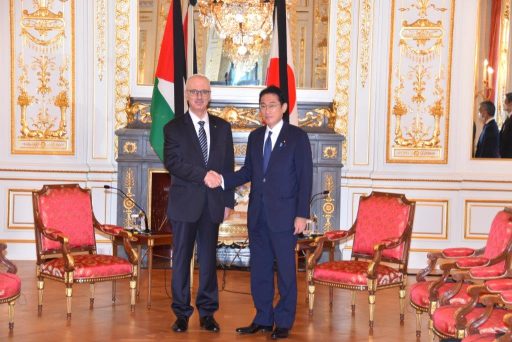 Prime Minister Kishida meets with H.E. Dr. Rami Hamdallah, former Prime Minister of Palestine.