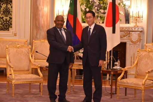 Prime Minister Kishidameets with H.E. Mr. Azali Assoumani, President of the Union of the Comoros.
