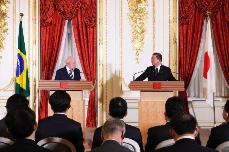 羽衣の間で行われた石破総理大臣とルーラ大統領の共同記者発表の様子。